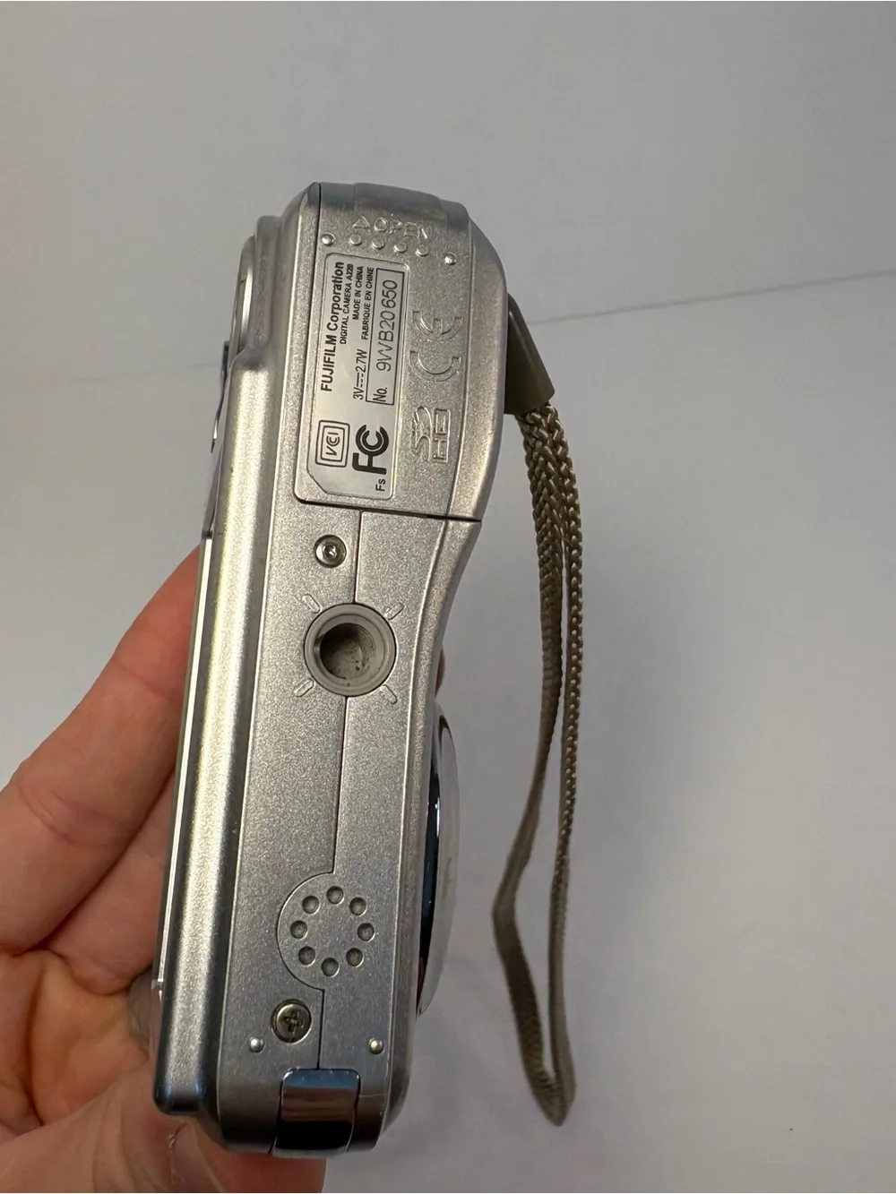 Fujifilm Digital Camera FinePix A220 12.2MP Silver Tested